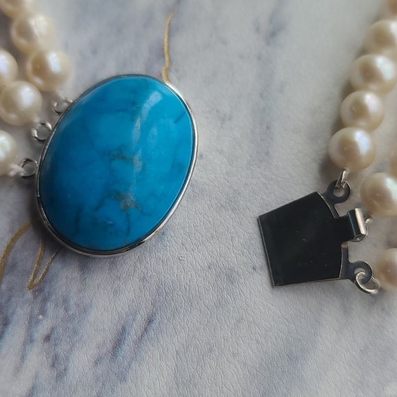 Turquoise and Pearl Necklace - Picture 3 of 3